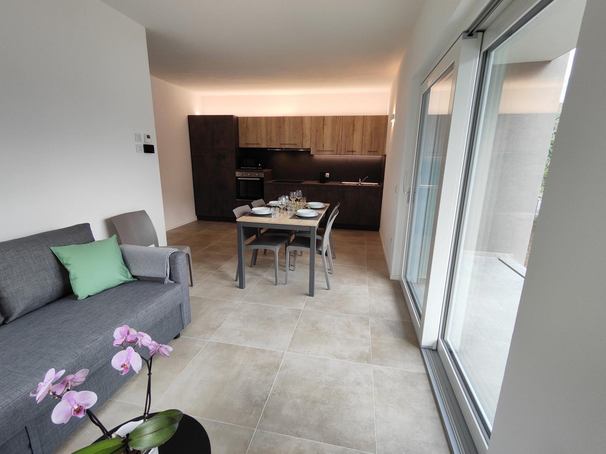 Apartamento Oasi Degli Ulivi Riva del Garda Exterior foto